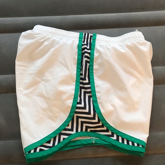Nike Dri-fit shorts - Picture 3 of 3